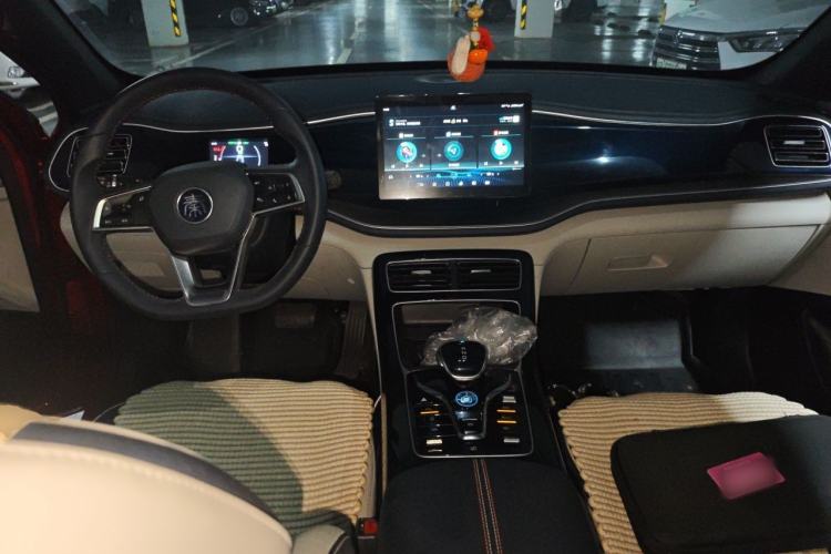 Used BYD Qin PLUS 2021 DM-i 120KM Prestige Model Center Console