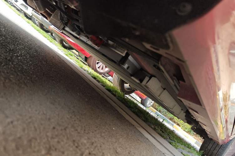 Used BYD Qin PLUS 2021 DM-i 120KM Prestige Model Chassis Front Left