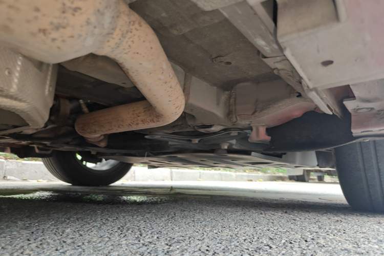 Used BYD Qin PLUS 2021 DM-i 120KM Flagship Model Chassis Front Right