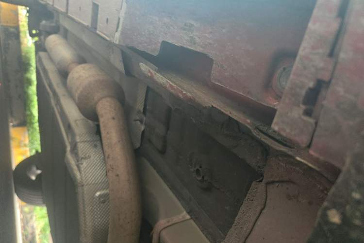 Used BYD Qin PLUS 2021 DM-i 120KM Prestige Model Chassis Front Right