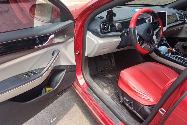 Used BYD Qin PLUS 2021 EV 400KM Luxury Model Driver Seat