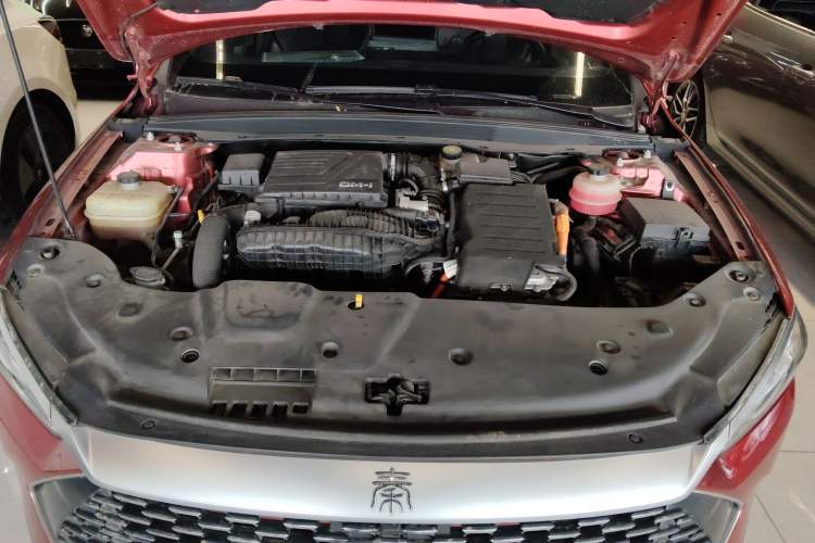 Used BYD Qin PLUS 2021 DM-i 55KM Flagship Model Engine Bay