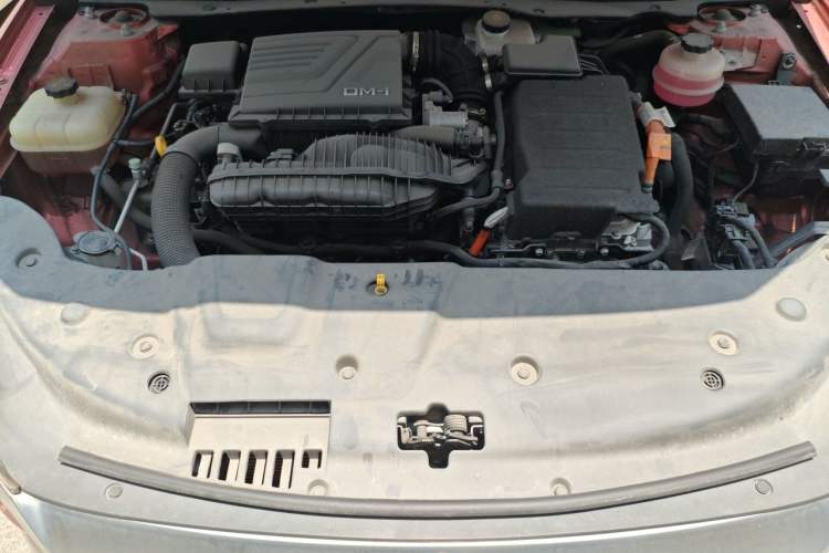 Used BYD Qin PLUS 2021 DM-i 55KM Flagship Model Engine Bay