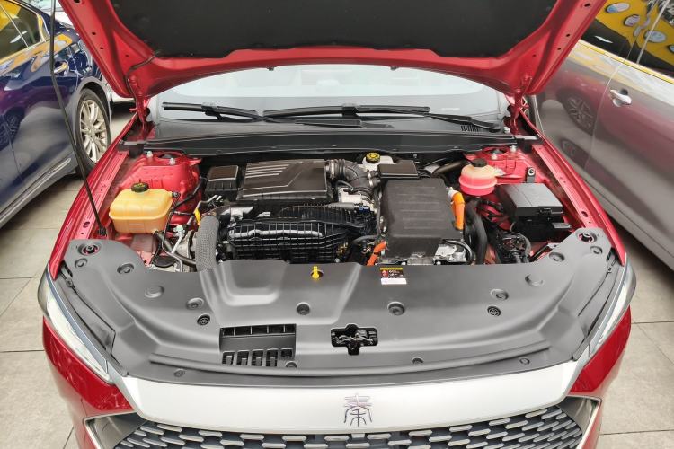 Used BYD Qin PLUS 2021 DM-i 55KM Flagship Model Engine Bay