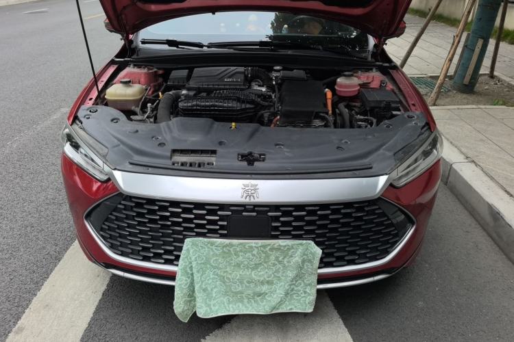Used BYD Qin PLUS 2021 DM-i 120KM Flagship Model Engine Bay