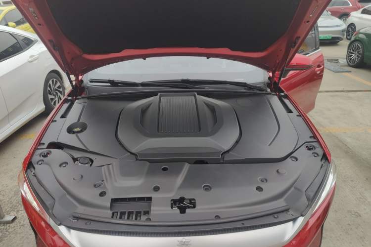 Used BYD Qin PLUS 2021 EV 400KM Luxury Model Engine Bay