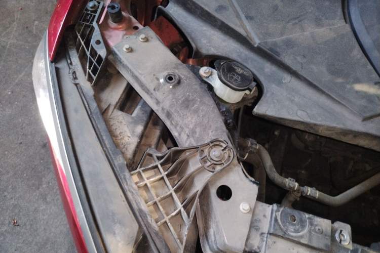 Used BYD Qin PLUS 2021 EV 500KM Luxury Model Engine Bay Right