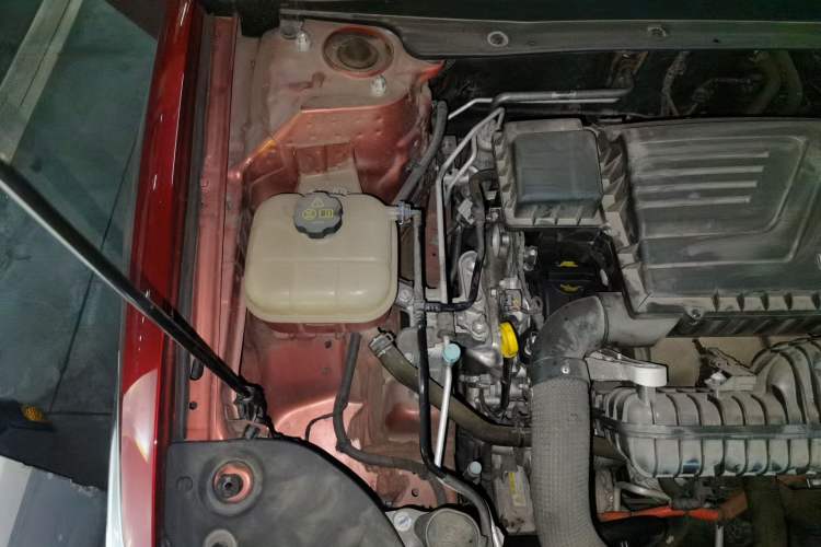 Used BYD Qin PLUS 2021 DM-i 120KM Prestige Model Engine Bay Right
