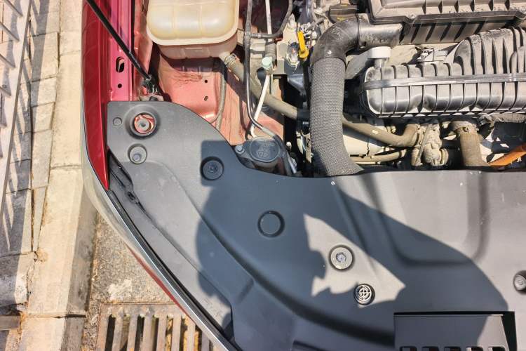 Used BYD Qin PLUS 2021 DM-i 120KM Prestige Model Engine Bay Right