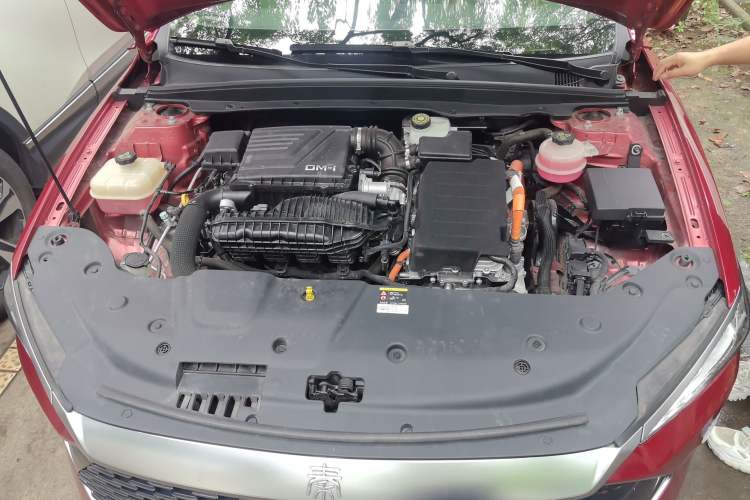 Used BYD Qin PLUS 2021 DM-i 120KM Flagship Model Engine Bay
