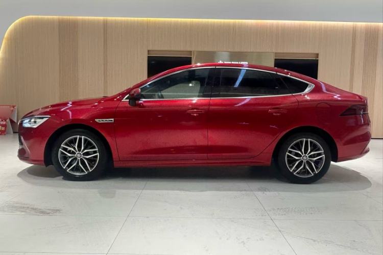 Used BYD Qin PLUS 2021 DM-i 55KM Flagship Model Exterior 3