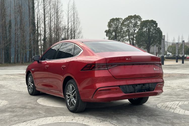 Used BYD Qin PLUS 2021 EV 400KM Luxury Model Exterior 4