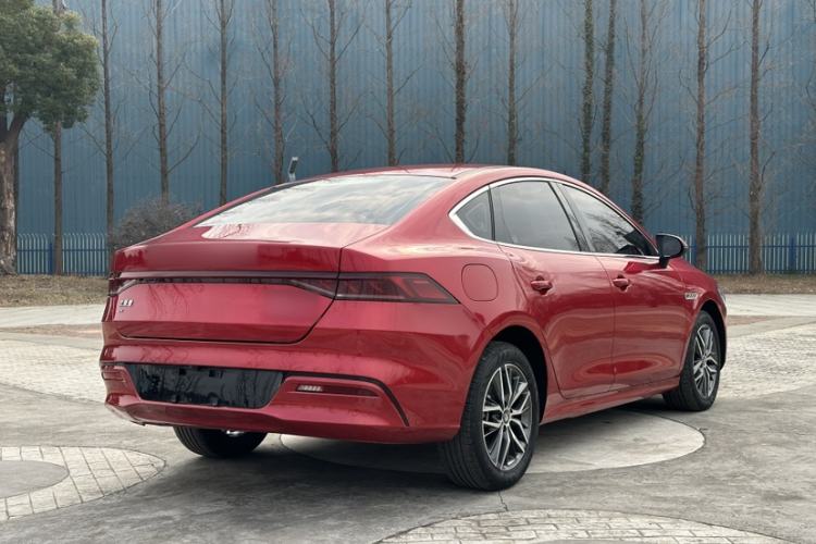 Used BYD Qin PLUS 2021 EV 400KM Luxury Model Exterior 8