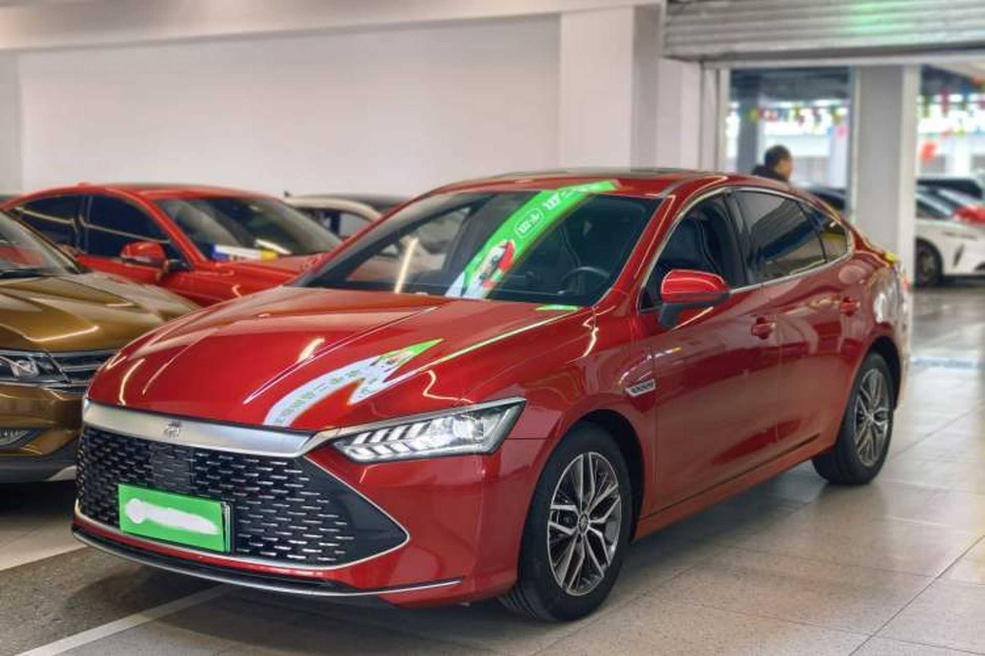 Used BYD Qin PLUS 2021 DM-i 55KM Flagship Model Front Left 45 Deg