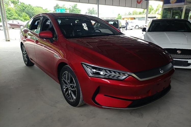 Used BYD Qin PLUS 2021 EV 500KM Premium Model Front Right 45 Deg