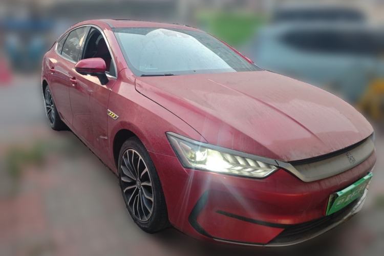 Used BYD Qin PLUS 2021 EV 600KM Flagship Model Front Right 45 Deg