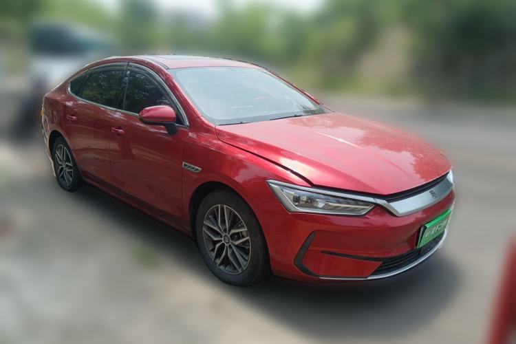 Used BYD Qin PLUS 2021 EV 400KM Luxury Model Front Right 45 Deg