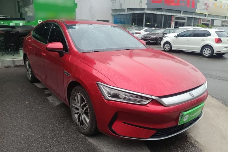 Used BYD Qin PLUS 2021 EV 400KM Luxury Model Front Right 45 Deg