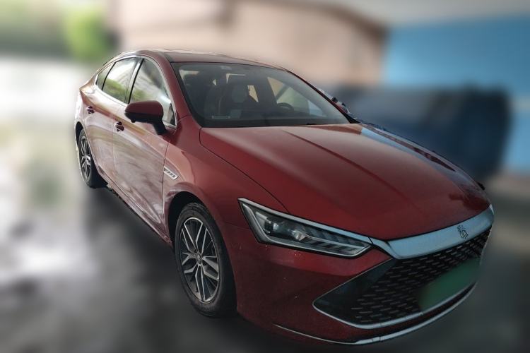 Used BYD Qin PLUS 2021 DM-i 55KM Flagship Model Front Right 45 Deg