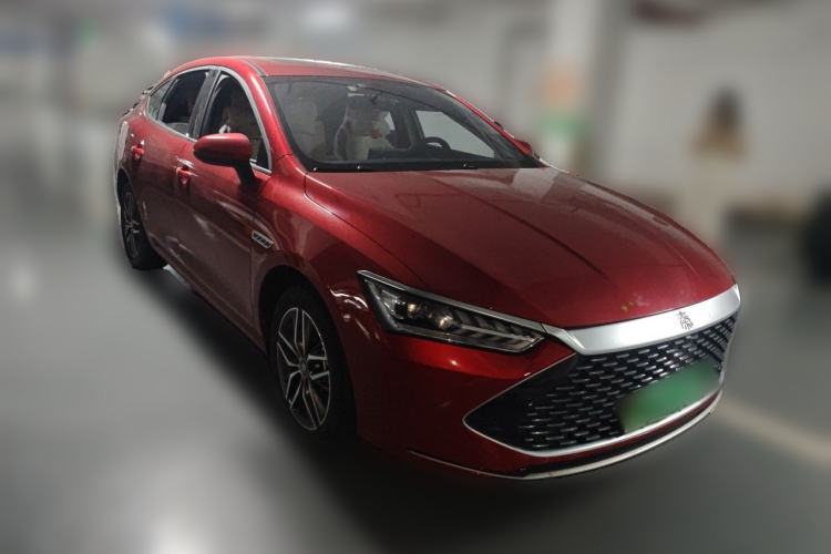 Used BYD Qin PLUS 2021 DM-i 120KM Prestige Model Front Right 45 Deg