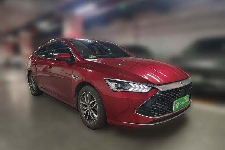 Used BYD Qin PLUS 2021 DM-i 120KM Flagship Model Front Right 45 Deg