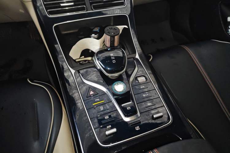Used BYD Qin PLUS 2021 EV 500KM Luxury Model Gear Lever