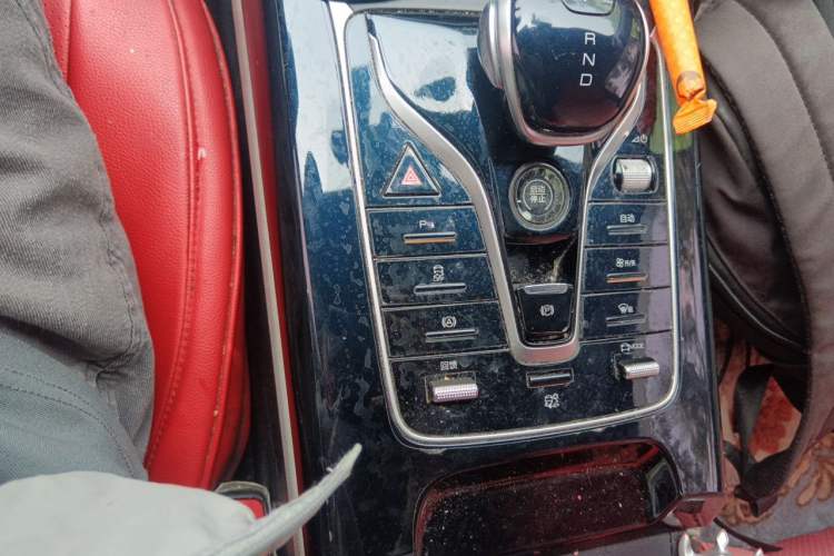 Used BYD Qin PLUS 2021 EV 400KM Luxury Model Gear Lever