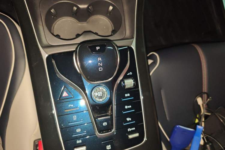 Used BYD Qin PLUS 2021 EV 400KM Luxury Model Gear Lever