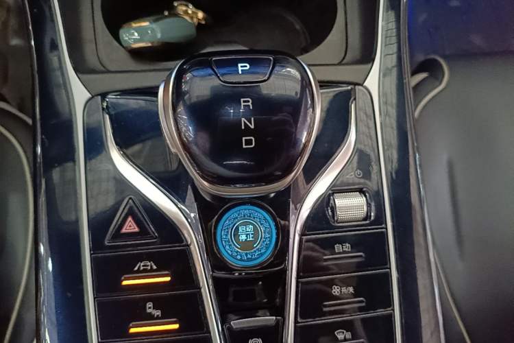 Used BYD Qin PLUS 2021 EV 500KM Premium Model Gear Lever