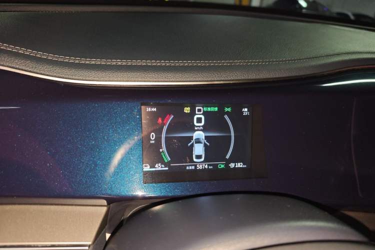 Used BYD Qin PLUS 2021 EV 400KM Luxury Model Instrument Cluster