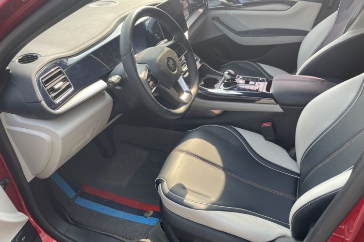 Used BYD Qin PLUS 2021 DM-i 55KM Flagship Model Interior 1