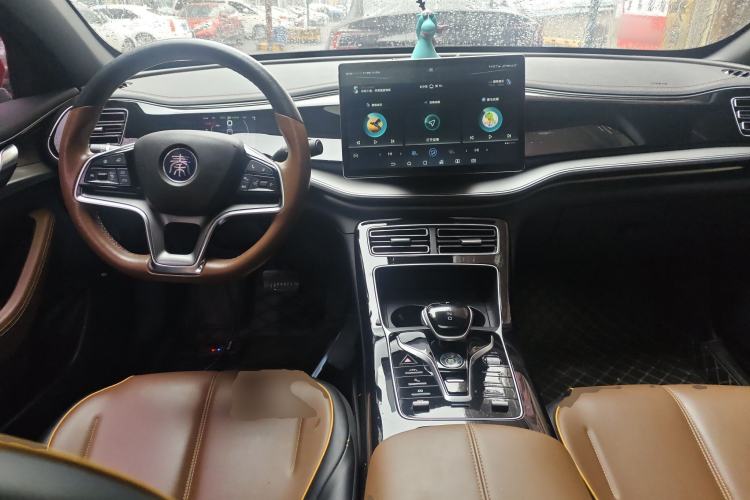 Used BYD Qin PLUS 2021 EV 600KM Flagship Model Interior 2