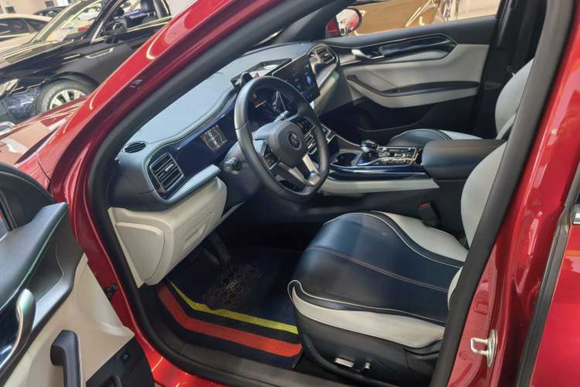 Used BYD Qin PLUS 2021 DM-i 55KM Flagship Model Interior 3