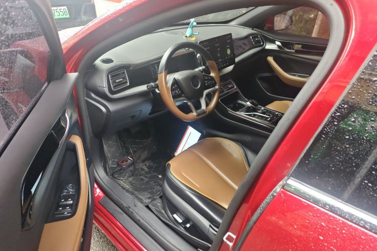 Used BYD Qin PLUS 2021 EV 600KM Flagship Model Interior 3