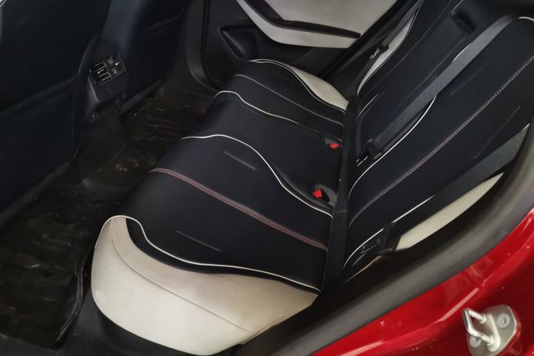 Used BYD Qin PLUS 2021 EV 400KM Luxury Model Interior 4