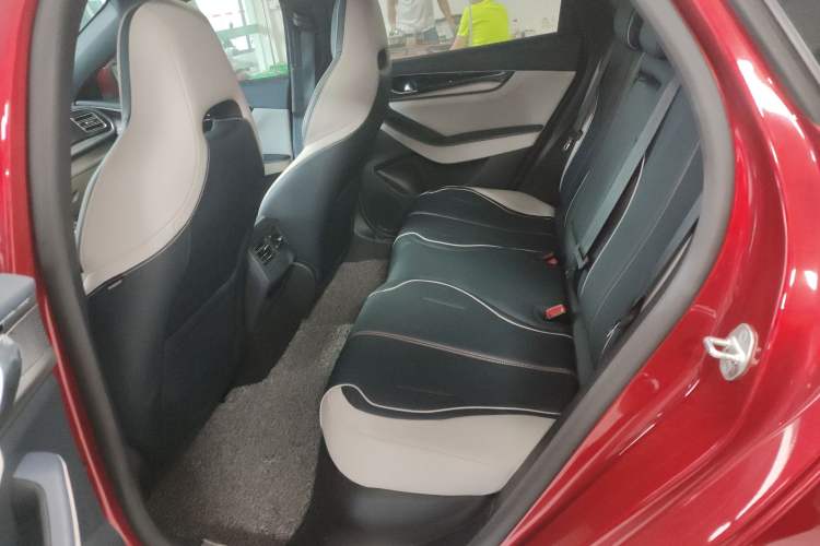 Used BYD Qin PLUS 2021 DM-i 55KM Flagship Model Interior 4