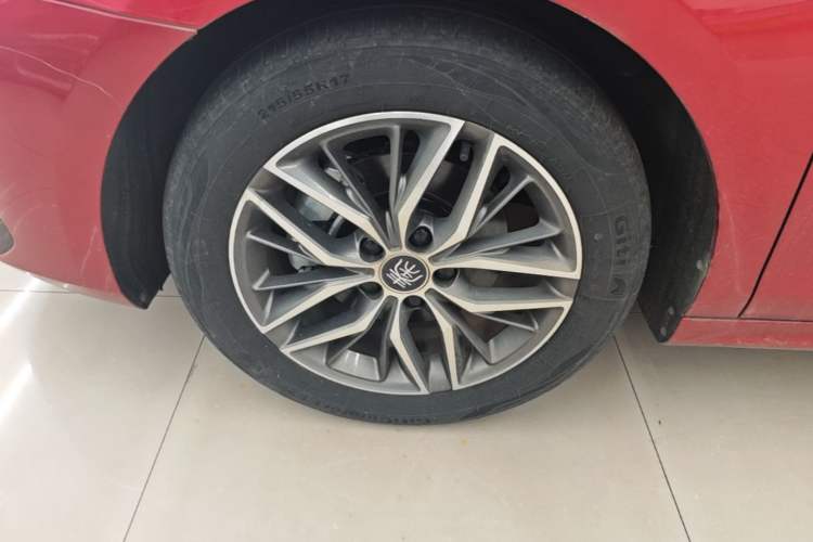 Used BYD Qin PLUS 2021 EV 500KM Luxury Model Left Front Wheel Hub