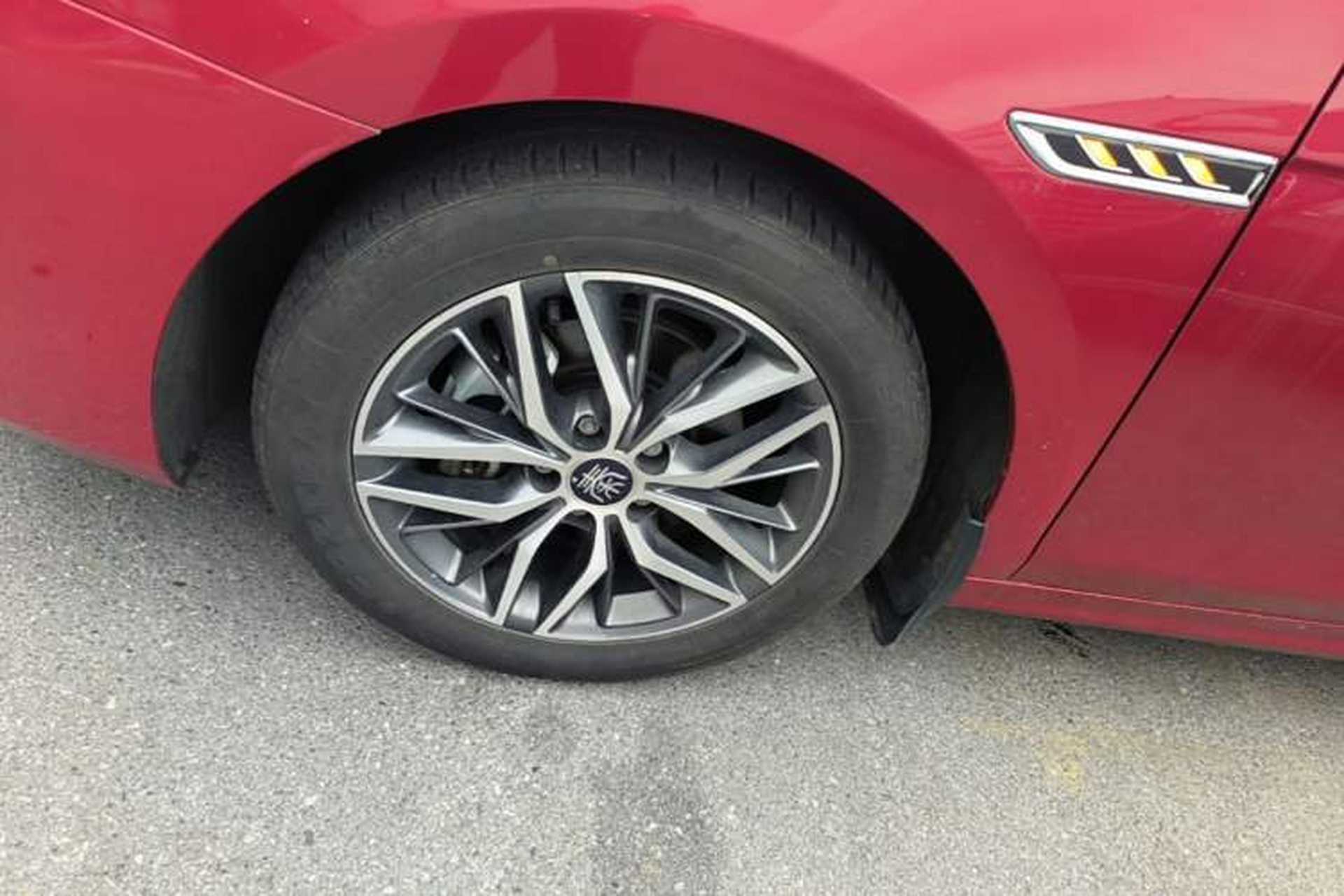 Used BYD Qin PLUS 2021 EV 500KM Luxury Model Left Front Wheel Hub