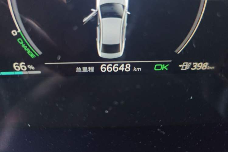 Used BYD Qin PLUS 2021 EV 600KM Flagship Model Odometer Close Up
