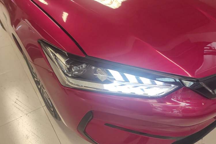 Used BYD Qin PLUS 2021 EV 500KM Luxury Model Right Front Headlight