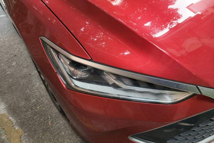 Used BYD Qin PLUS 2021 DM-i 120KM Prestige Model Right Front Headlight