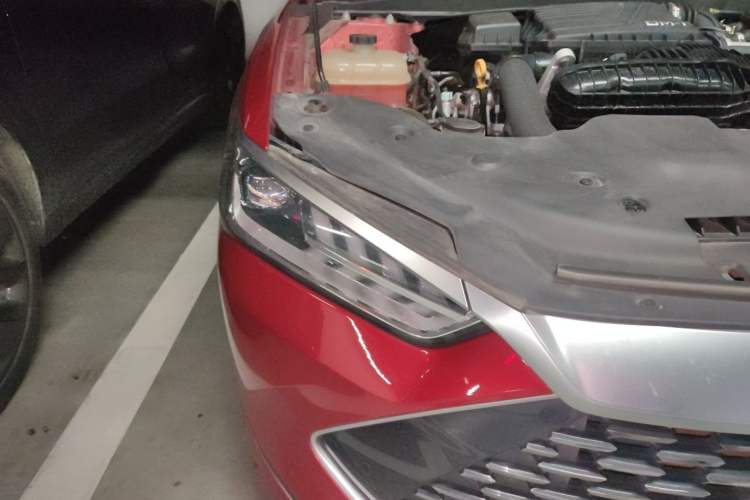 Used BYD Qin PLUS 2021 DM-i 120KM Flagship Model Right Front Headlight