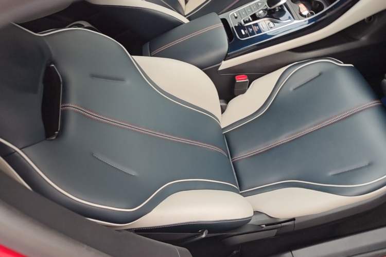 Used BYD Qin PLUS 2021 DM-i 55KM Flagship Model Right Front Seat