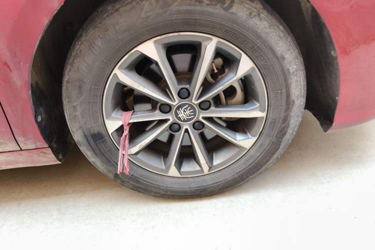 Used BYD Qin PLUS 2021 DM-i 55KM Prestige Model Right Front Wheel Hub