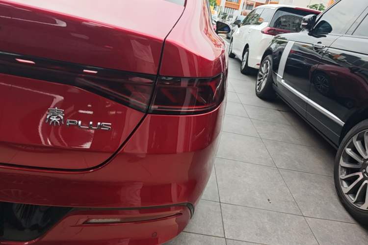 Used BYD Qin PLUS 2021 DM-i 55KM Flagship Model Right Rear Taillight