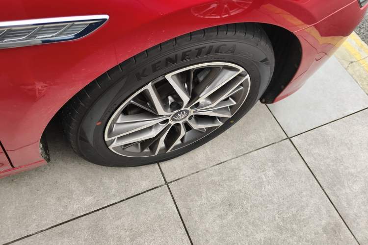 Used BYD Qin PLUS 2021 DM-i 55KM Flagship Model Right Rear Wheel Hub
