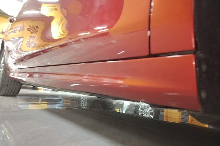 Used BYD Qin PLUS 2021 EV 500KM Premium Model Right Side Sill