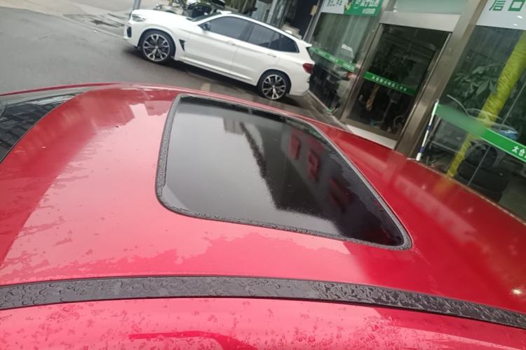 Used BYD Qin PLUS 2021 EV 400KM Luxury Model Roof