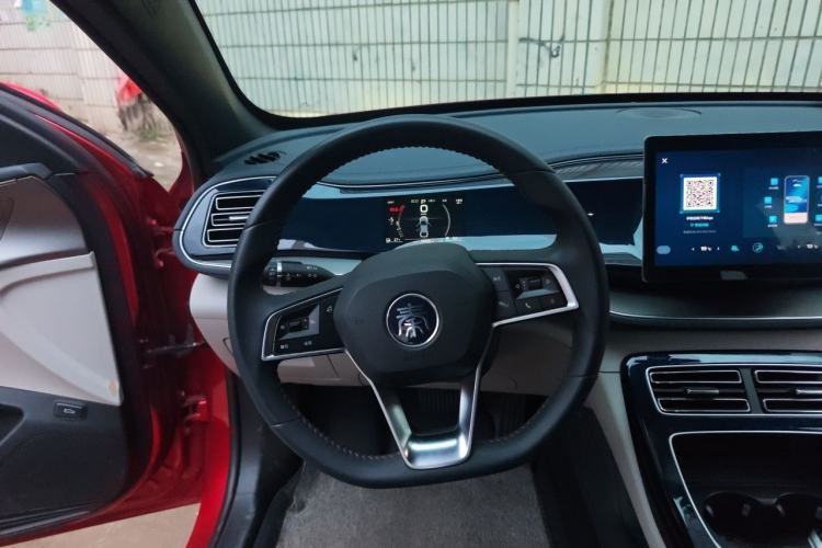 Used BYD Qin PLUS 2021 DM-i 55KM Flagship Model Steering Wheel
