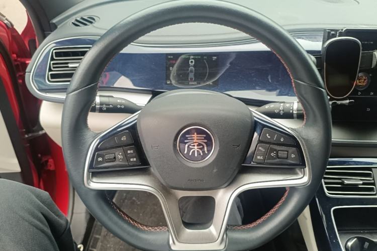 Used BYD Qin PLUS 2021 EV 400KM Luxury Model Steering Wheel